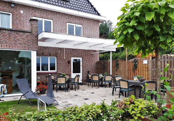 01-Groepsaccommodatie-millers-home-terras.jpg