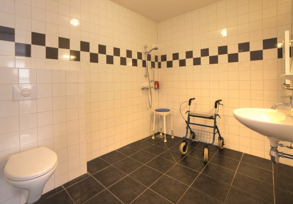 23 Eversbosch 3 badkamer.jpg