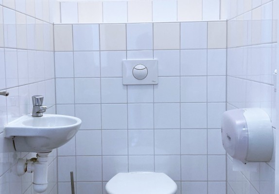 27 Eversbosch 3 badkamer.jpeg