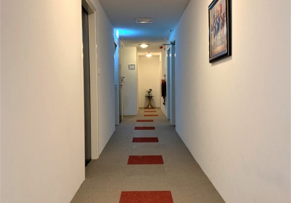 19-groepsaccommodatie-het-uitzicht-gang.jpeg